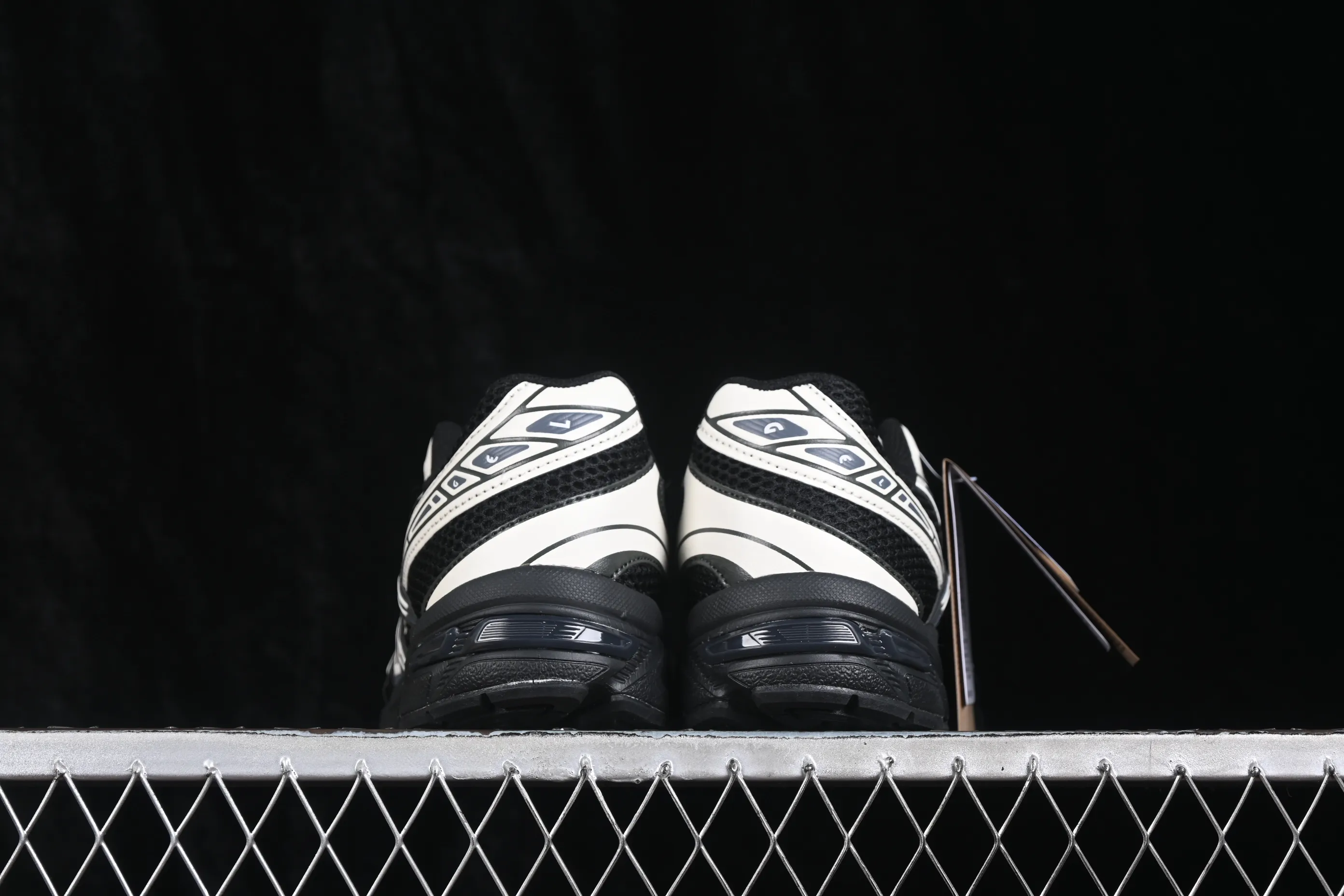 All categories Asics Asics series Asics Tiger GEL-1130 Asics Tiger GEL-1130 Asics outdoor style low-top casual sports running shoes 1203A609-001
